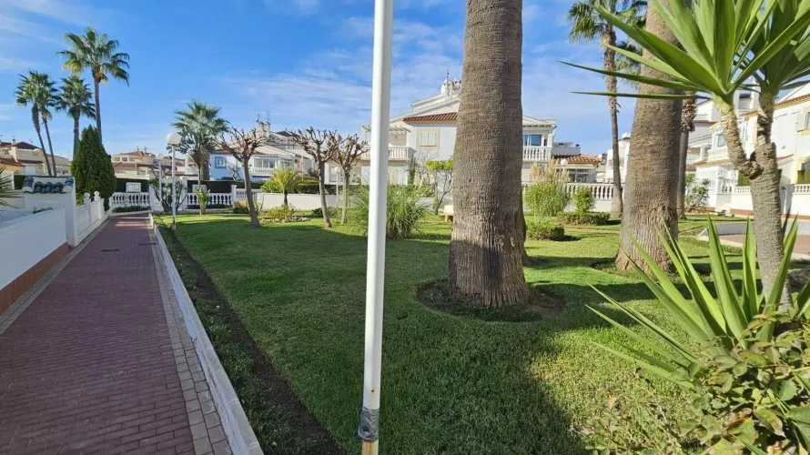 Ático de 4 dormitorios en Torrevieja, Spain No. 641 № 16