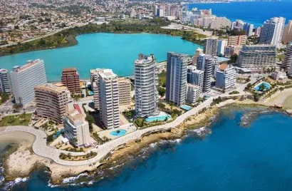 Apartamento de 4 dormitorios en Calpe, Spain No. 547