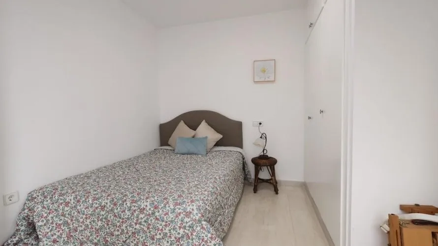Apartamento de 3 dormitorios en Torrevieja, Spain No. 594 № 26
