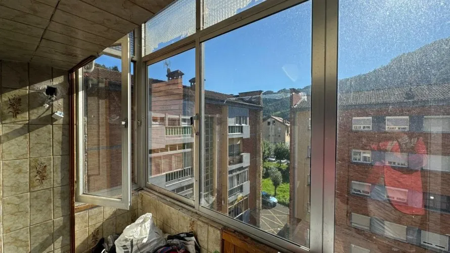 Apartamento de 55m² en Aller, Spain No. 2049