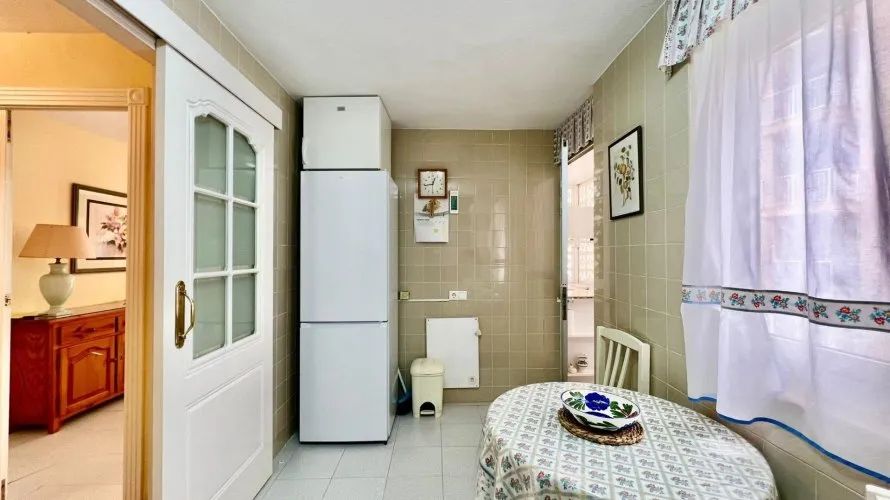 Apartamento de 3 dormitorios en Torrevieja, Spain No. 994 № 24
