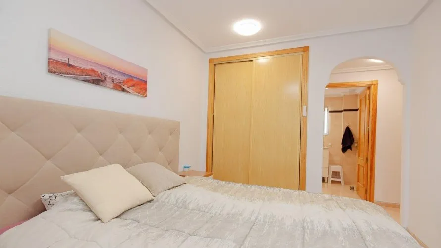 Apartamento de 1 dormitorio en Alicante, Spain No. 1120 № 15