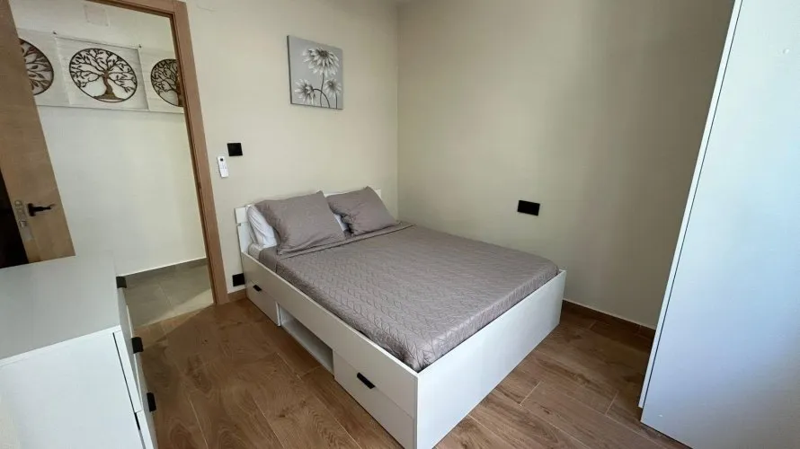 Apartamento de 3 dormitorios en Torrevieja, Spain No. 1105 № 17
