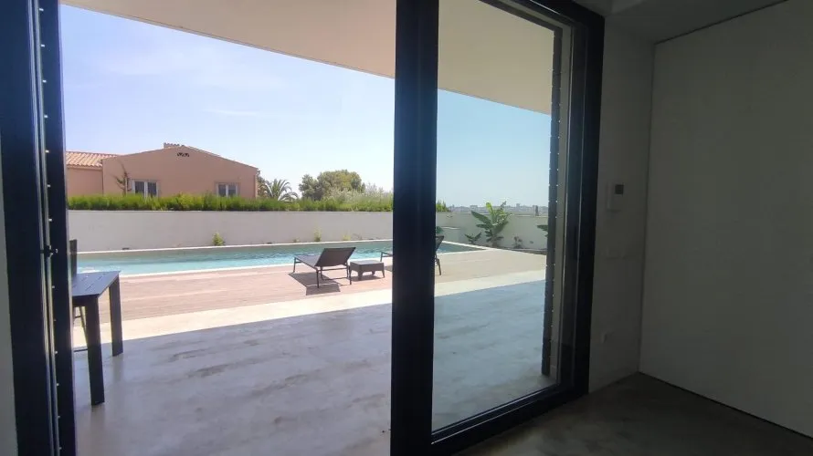 Villa de 5 dormitorios en Alicante, Spain No. 1983 № 4