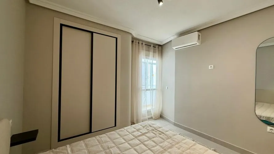 Apartamento de 2 dormitorios en Torrevieja, Spain No. 1426 № 9