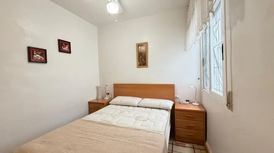 Apartamento de 1 dormitorio en Torrevieja, Spain No. 2081 № 13