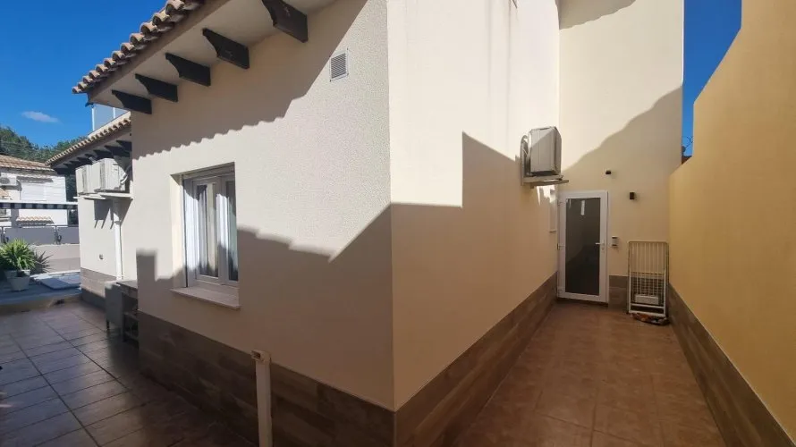Villa de 4 dormitorios en Los Balcones, Spain No. 959 № 13