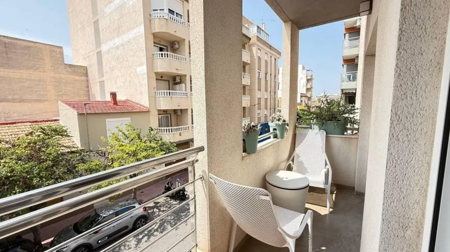 Apartamento de 1 dormitorio en Torrevieja, Spain No. 2052 № 10
