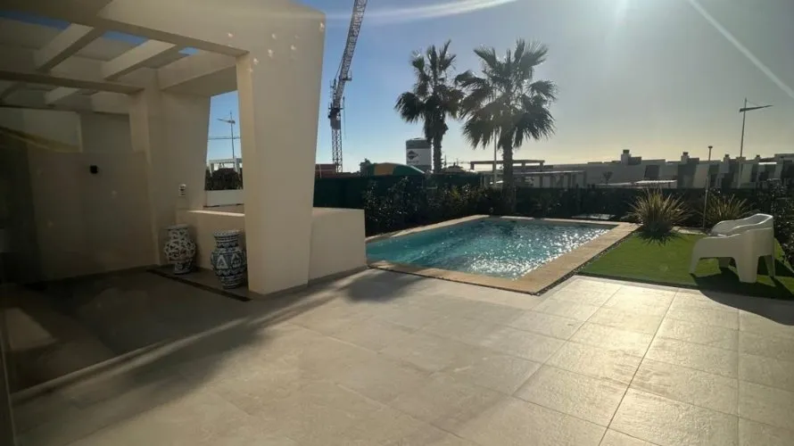 Villa de 4 dormitorios en Algorfa, Spain No. 978 № 20