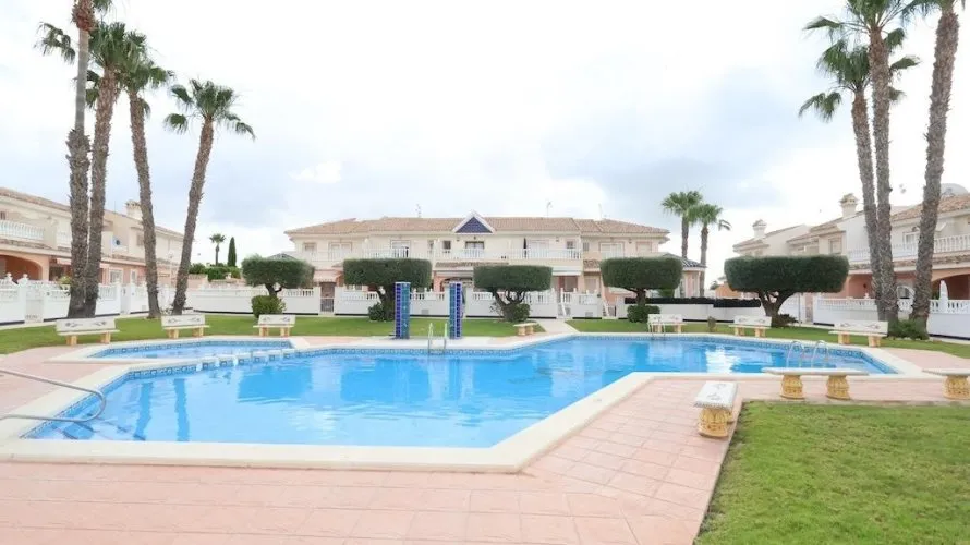 Сasa de 5 dormitorios en Ciudad Quesada, Spain No. 1402 № 25