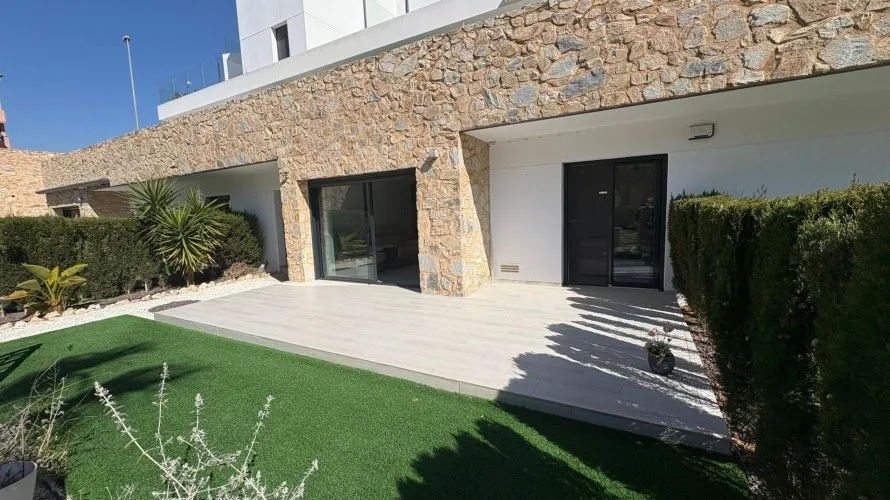 Apartamento de 2 dormitorios en Villamartin, Spain No. 1002 № 4