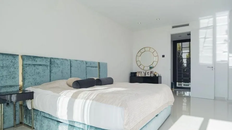 Villa de 5 dormitorios en Finestrat, Spain No. 1317 № 6