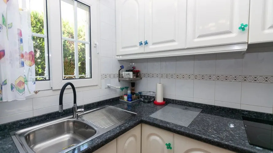 Villa de 194m² en Alicante, Spain No. 1360 № 16