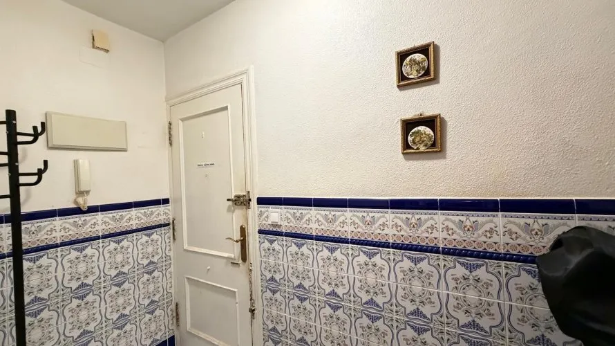 Apartamento de 1 dormitorio en Torrevieja, Spain No. 2081 № 24
