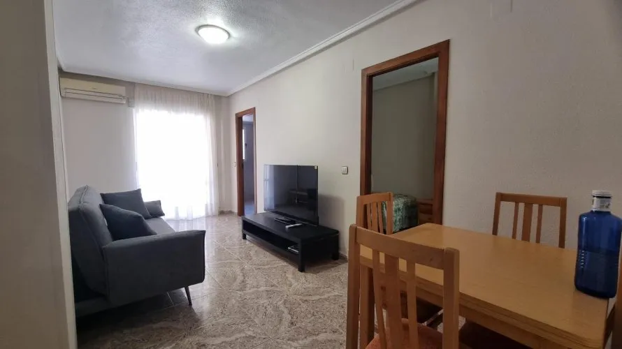 Apartamento de 2 dormitorios en Torrevieja, Spain No. 2073 № 12