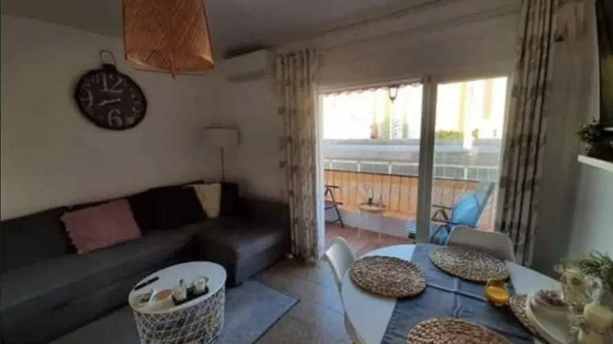 Apartamento de 3 dormitorios en Villajoyosa, Spain No. 2036 № 1