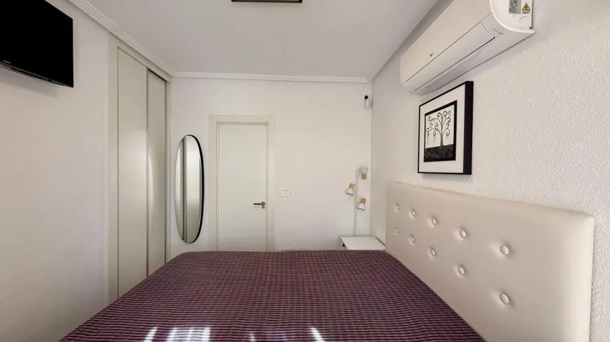 Ático de 1 dormitorio en Nueva Torrevieja, Spain No. 2107 № 2