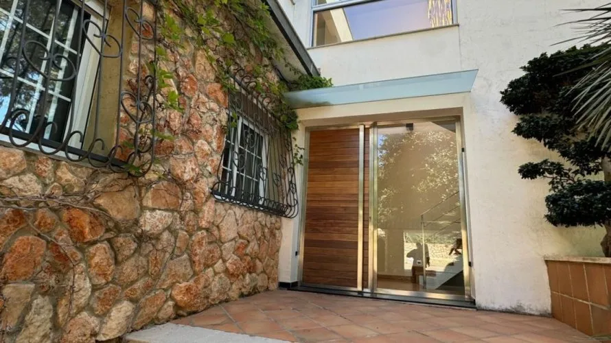 Villa de 4 dormitorios en Riba-roja de Túria, Spain No. 1941 № 3