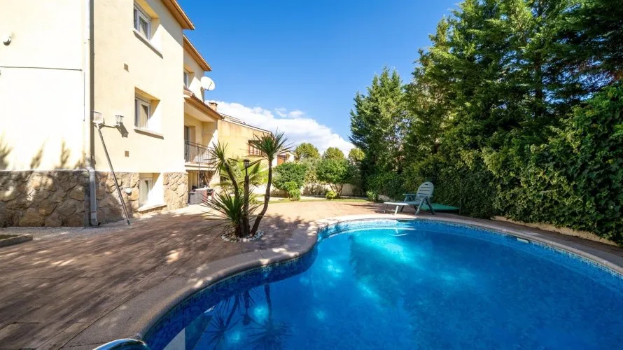 Apartamento de 5 dormitorios en San Martín de Valdeiglesias, Spain No. 1198 № 27