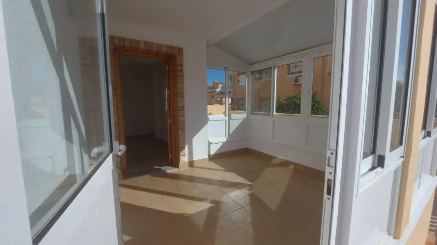 Сasa de 3 dormitorios en Rojales, Spain No. 971 № 3