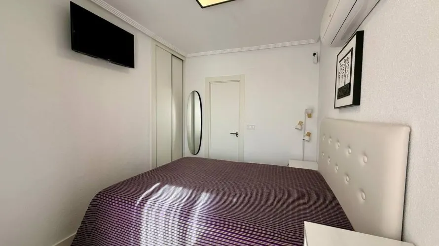 Ático de 1 dormitorio en Nueva Torrevieja, Spain No. 2107 № 1