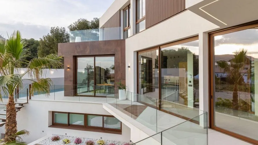 Villa de 4 dormitorios en Benidorm, Spain No. 2016 № 11