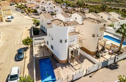 Villa de 143m² en San Fulgencio, Spain No. 1064