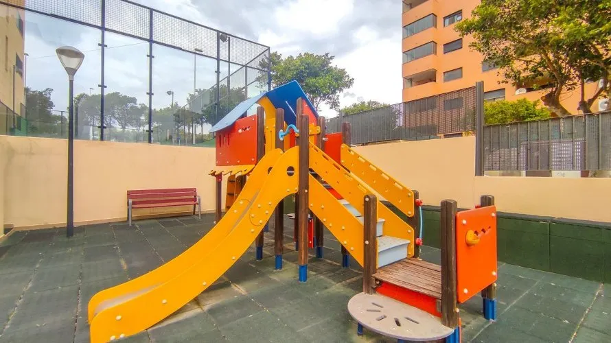 Apartamento de 2 dormitorios en Villajoyosa, Spain No. 1436 № 1
