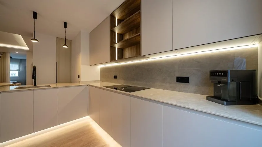 Apartamento de 3 dormitorios en Madrid, Spain No. 1027 № 8
