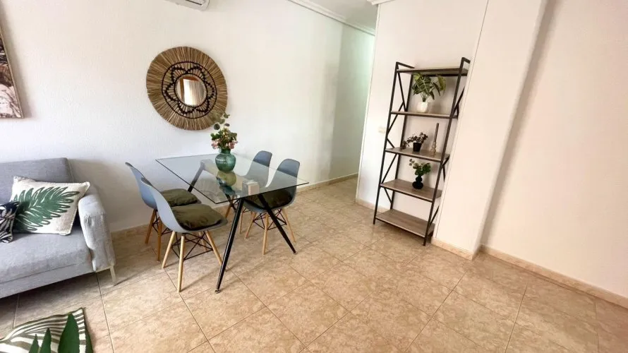 Apartamento de 1 dormitorio en Torrevieja, Spain No. 2124 № 7