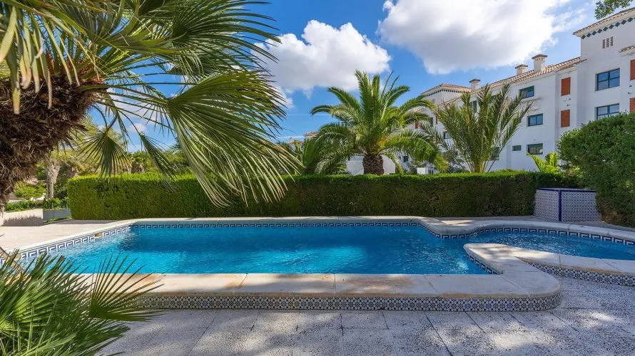 Villa de 5 dormitorios en Campoamor, Spain No. 1017 № 12