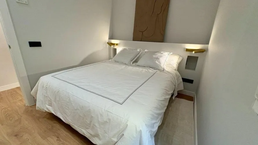 Apartamento de 2 dormitorios en Madrid, Spain No. 1033 № 7