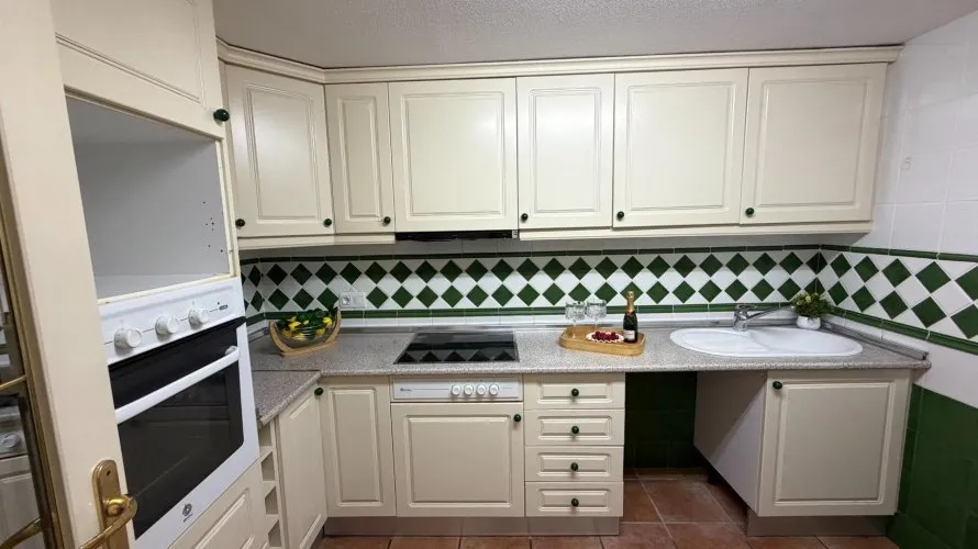 Apartamento de 2 dormitorios en Alicante, Spain No. 1163 № 19