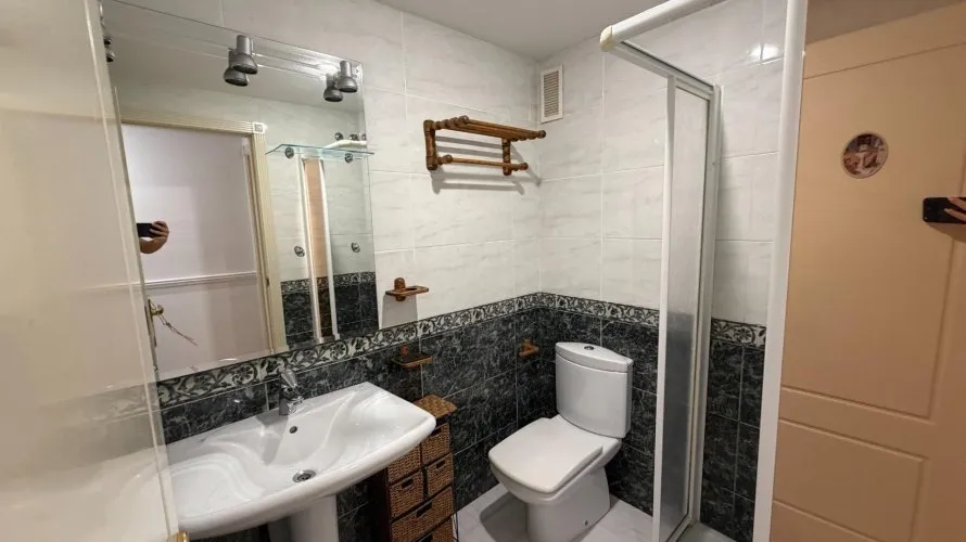 Apartamento de 2 dormitorios en Alicante, Spain No. 1163 № 22