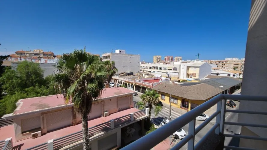 Apartamento de 1 dormitorio en Torrevieja, Spain No. 2245 № 10