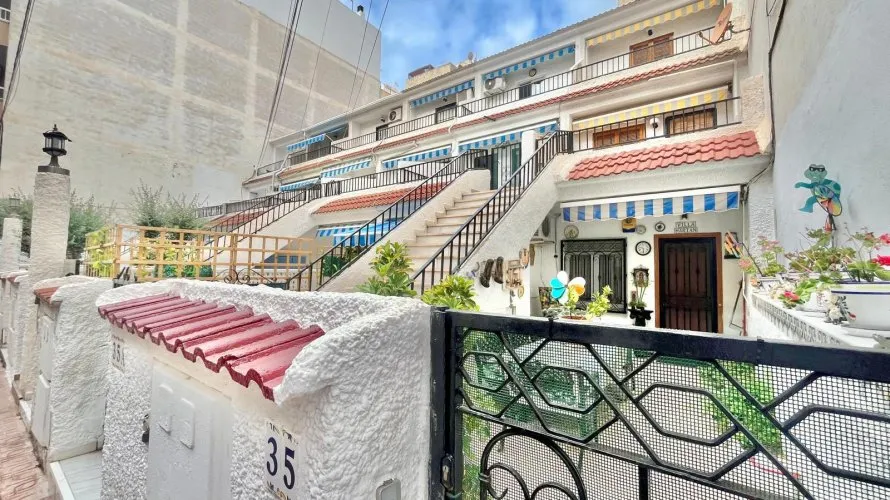 Ático de 2 dormitorios en Torrevieja, Spain No. 2213 № 3