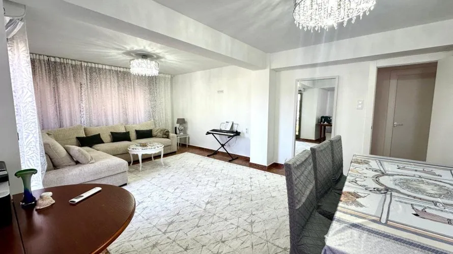 Apartamento de 4 dormitorios en Alicante, Spain No. 1943 № 12