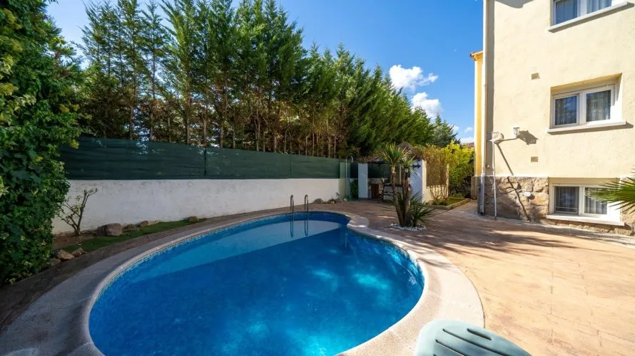 Apartamento de 5 dormitorios en San Martín de Valdeiglesias, Spain No. 1198 № 25