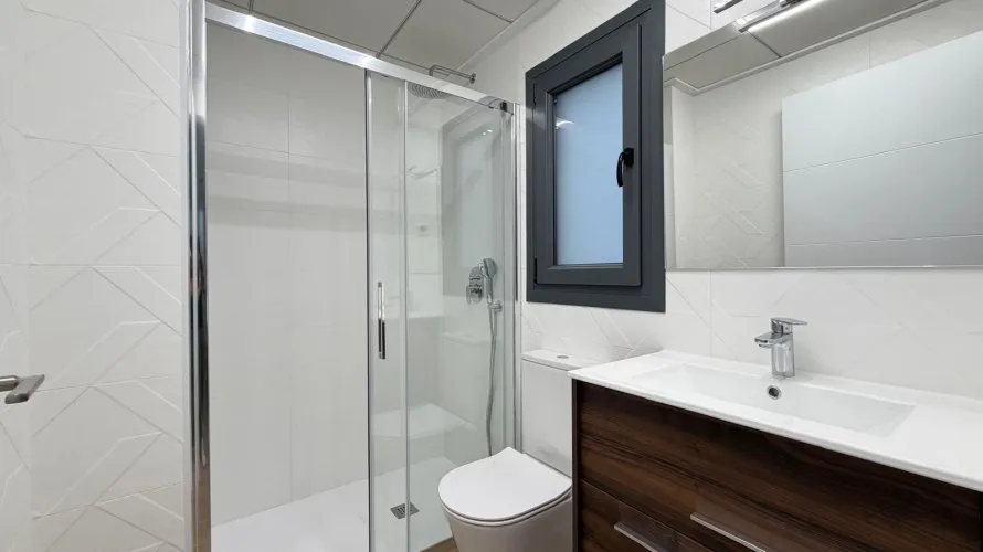Apartamento de 2 dormitorios en Torrevieja, Spain No. 2018 № 10