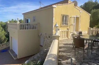 Apartamento de 4 dormitorios en La Nucia, Spain No. 1412