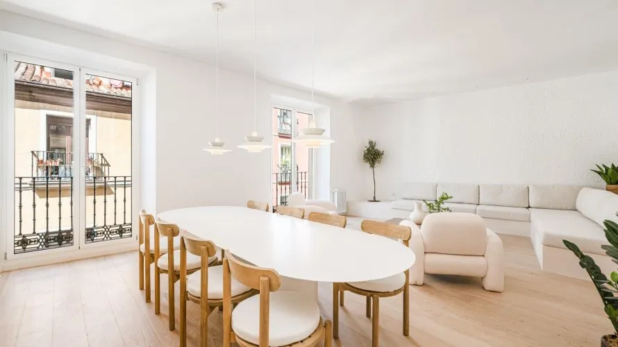 Apartamento de 4 dormitorios en Madrid, Spain No. 1422 № 3