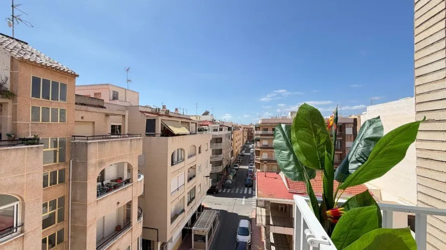Ático de 3 dormitorios en Torrevieja, Spain No. 1053 № 20