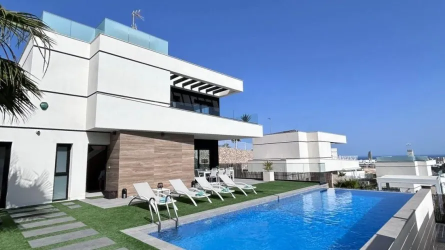 Villa de 3 dormitorios en Finestrat, Spain No. 1112 № 20