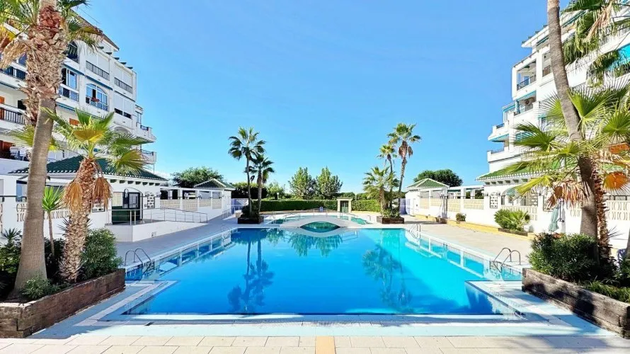 Apartamento de 1 dormitorio en Torrevieja, Spain No. 1021 № 11