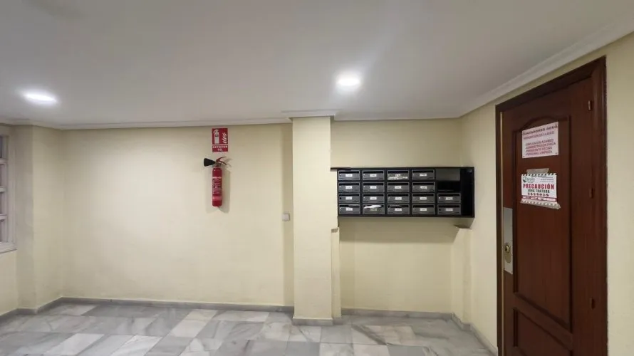 Apartamento de 2 dormitorios en Torrevieja, Spain No. 2121 № 3