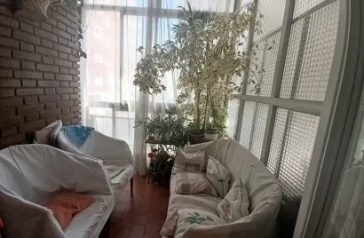 Apartamento de 2 dormitorios en Madrid, Spain No. 1384