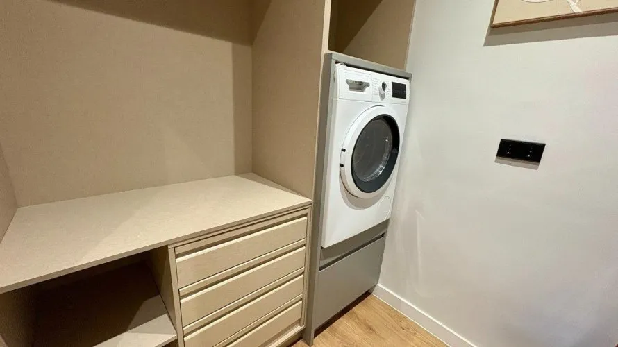 Apartamento de 2 dormitorios en Madrid, Spain No. 1033 № 20