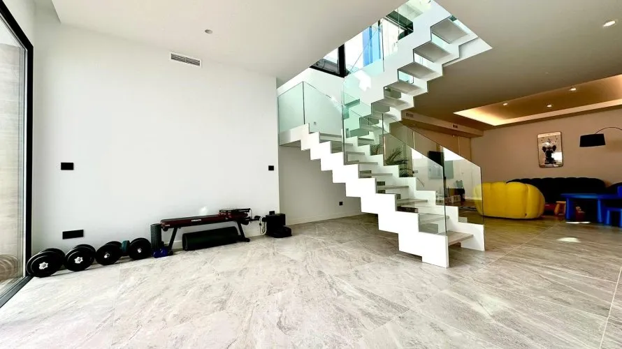 Villa de 3 dormitorios en Finestrat, Spain No. 1296