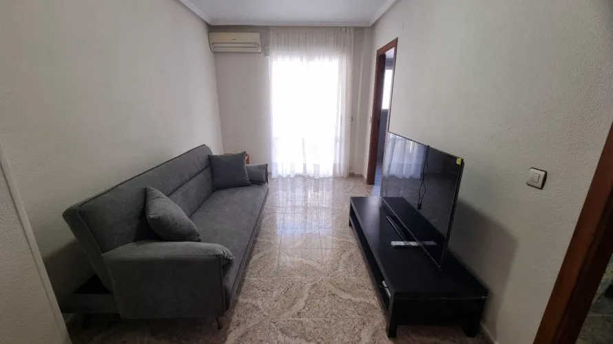 Apartamento de 2 dormitorios en Torrevieja, Spain No. 2073 № 10