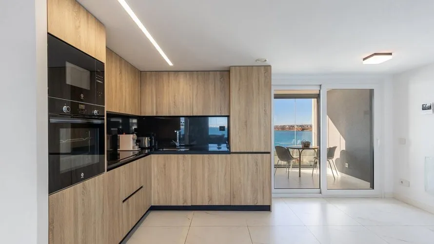Apartamento de 2 dormitorios en Torrevieja, Spain No. 1192 № 17